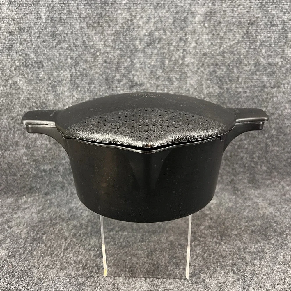 Pampered Chef Black Micro Cooker Large Microwave Steamer Strainer 2 Quart 2778